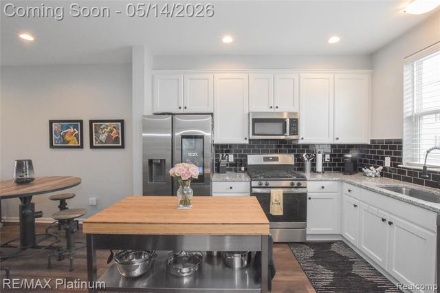 199 Katie Lane, Brighton, MI 48116