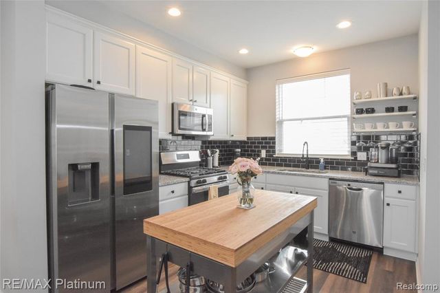 199 Katie Lane, Brighton, MI 48116