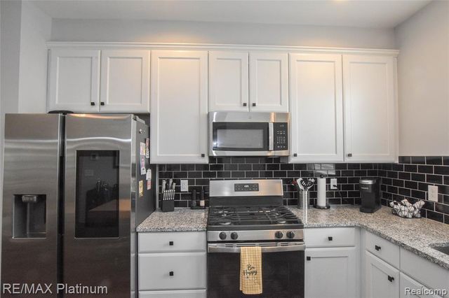 199 Katie Lane, Brighton, MI 48116