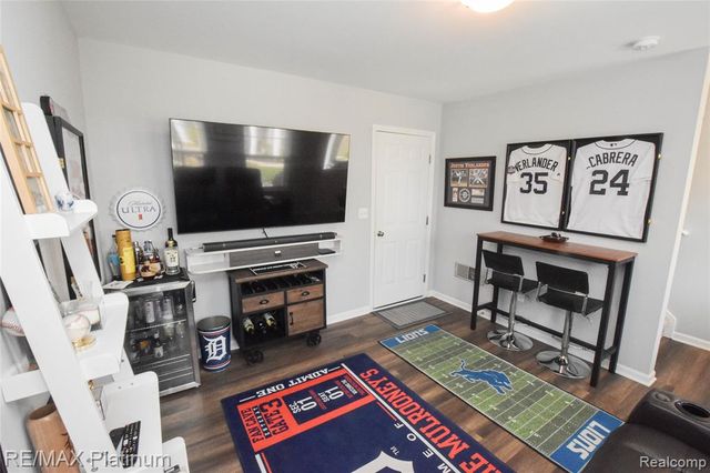 199 Katie Lane, Brighton, MI 48116