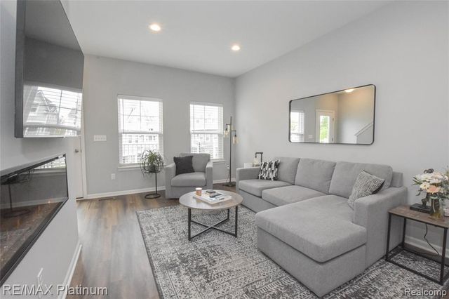199 Katie Lane, Brighton, MI 48116