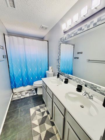 7406 Armstrong Lane, Rowlett, TX 75089