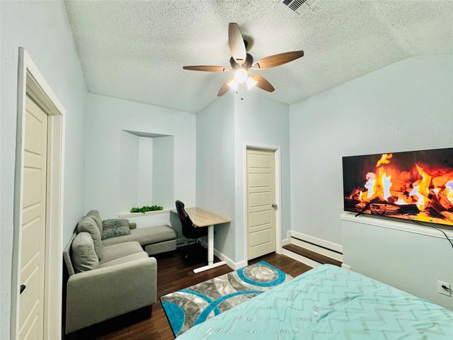 7406 Armstrong Lane, Rowlett, TX 75089