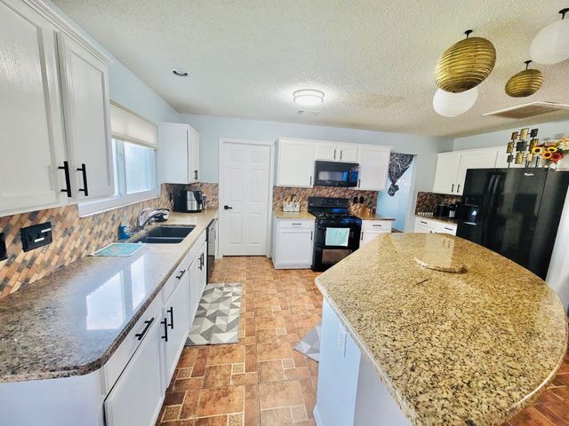 7406 Armstrong Lane, Rowlett, TX 75089