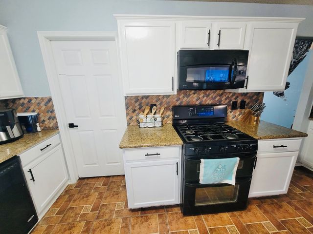 7406 Armstrong Lane, Rowlett, TX 75089