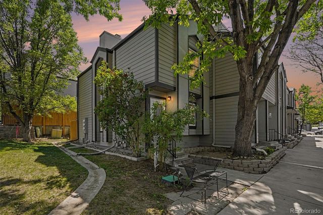 1936 Newland Court, Lakewood, CO 80214