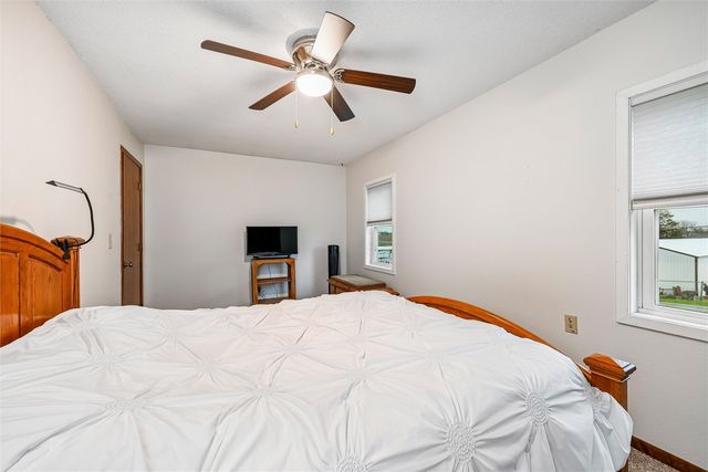 88 Main Avenue, Atkins, IA 52206