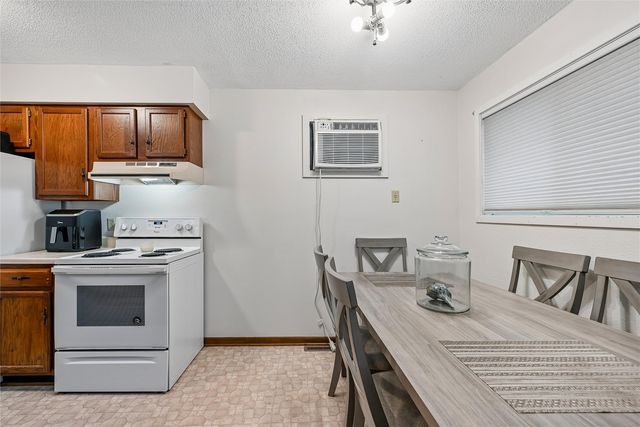 88 Main Avenue, Atkins, IA 52206