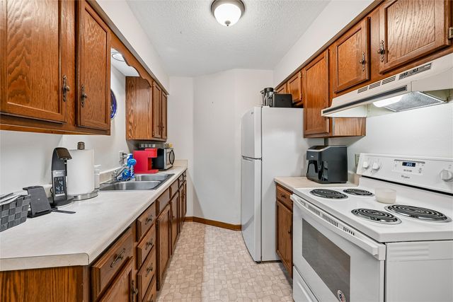 88 Main Avenue, Atkins, IA 52206