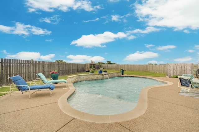 930 Pigg Road, Waxahachie, TX 75165