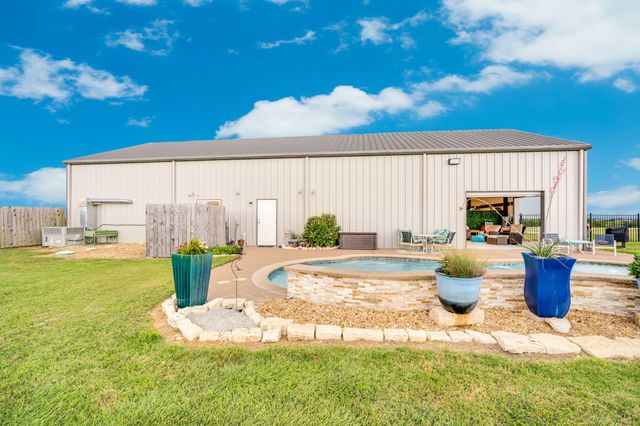 930 Pigg Road, Waxahachie, TX 75165