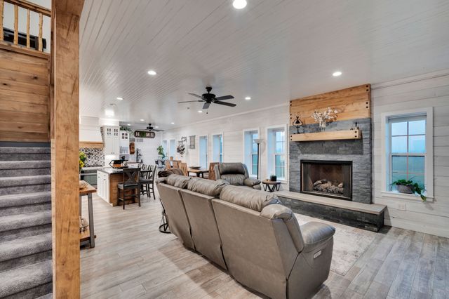 930 Pigg Road, Waxahachie, TX 75165