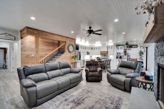 930 Pigg Road, Waxahachie, TX 75165