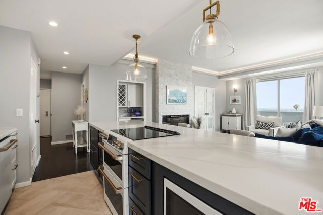 7250 FRANKLIN Avenue 616, Los Angeles, CA 90046