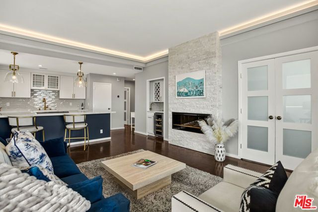 7250 FRANKLIN Avenue 616, Los Angeles, CA 90046