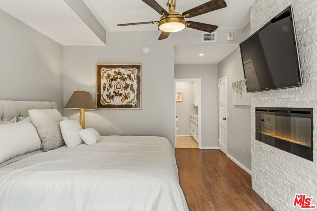 7250 FRANKLIN Avenue 616, Los Angeles, CA 90046