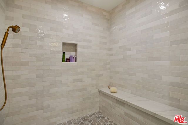 7250 FRANKLIN Avenue 616, Los Angeles, CA 90046