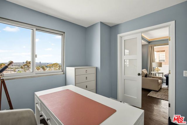 7250 FRANKLIN Avenue 616, Los Angeles, CA 90046