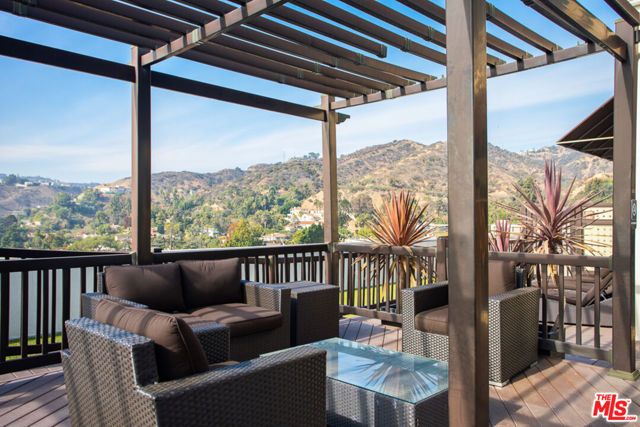 7250 FRANKLIN Avenue 616, Los Angeles, CA 90046
