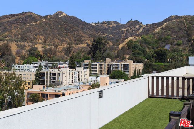 7250 FRANKLIN Avenue 616, Los Angeles, CA 90046
