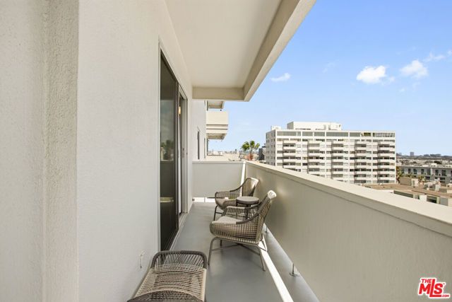 7250 FRANKLIN Avenue 616, Los Angeles, CA 90046
