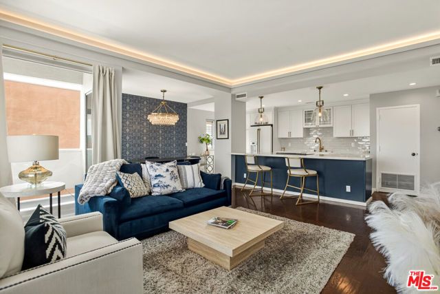 7250 FRANKLIN Avenue 616, Los Angeles, CA 90046