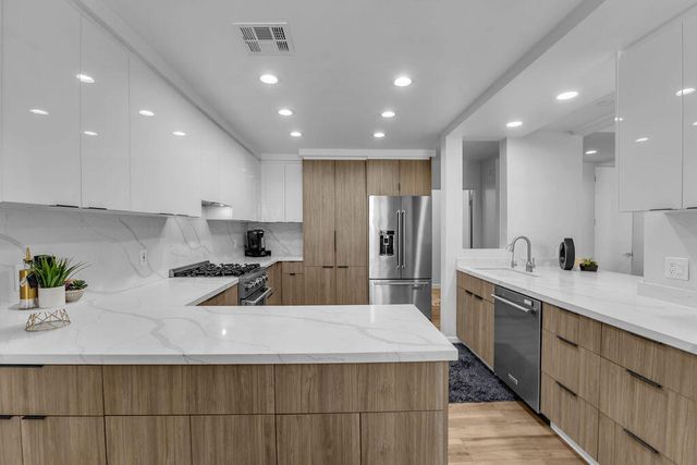 703 Inverness Drive, Rancho Mirage, CA 92270