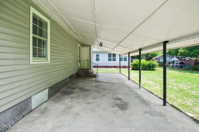 306 Lynn Avenue, Fayetteville, NC 28301