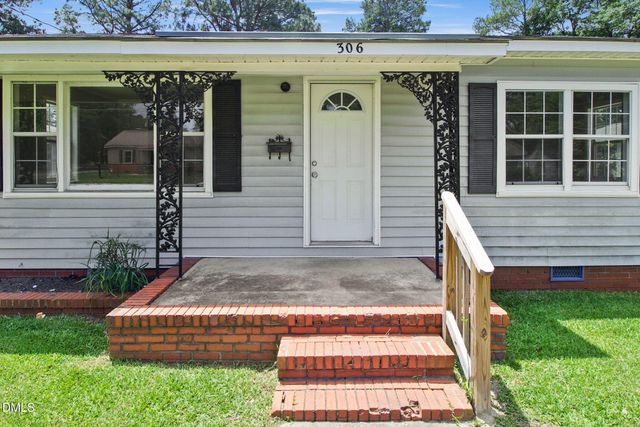 306 Lynn Avenue, Fayetteville, NC 28301
