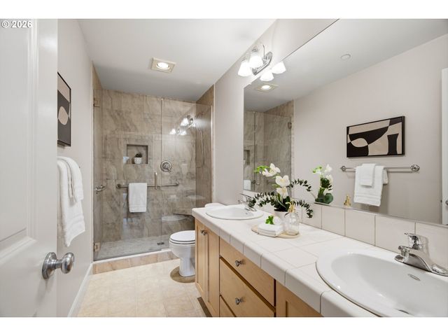 23183 Sw GREENGATE Pl, Sherwood, OR 97140