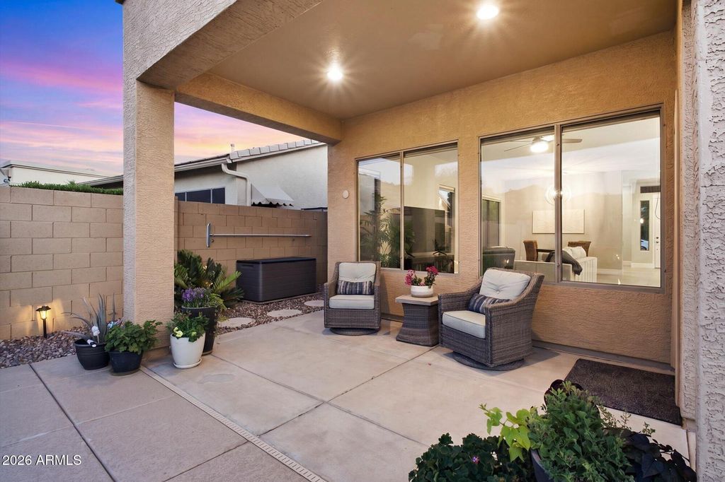 Image 27 of property listing at 25627 N HACKBERRY Drive, Phoenix, AZ 85083