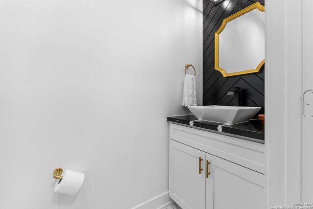 1101 Persimmon, Fischer, TX 78623