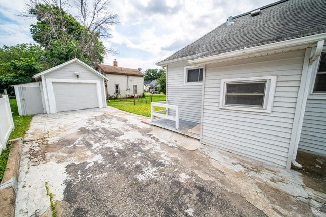 704 7th Street SE, Rochester, MN 55904