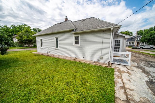 704 7th Street SE, Rochester, MN 55904