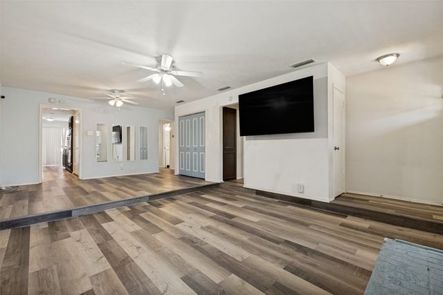 9650 Bryson Drive, Dallas, TX 75238