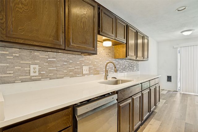 9650 Bryson Drive, Dallas, TX 75238