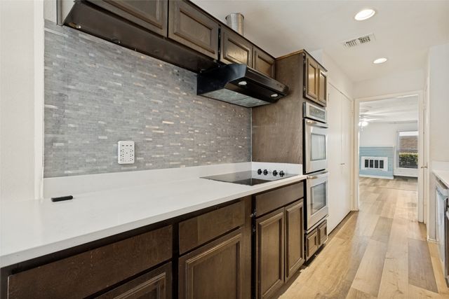 9650 Bryson Drive, Dallas, TX 75238