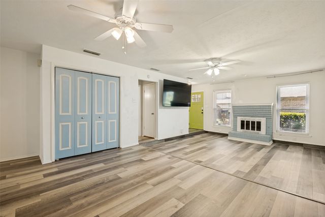 9650 Bryson Drive, Dallas, TX 75238