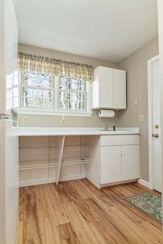 38 Mcintosh Way, Greenland, NH 03840