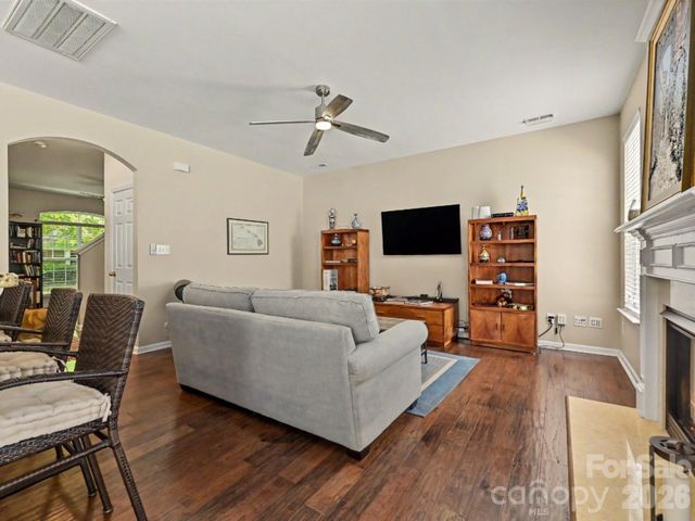 10724 Trolley Run Drive, Cornelius, NC 28031