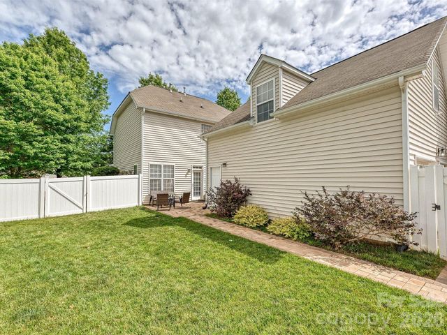 10724 Trolley Run Drive, Cornelius, NC 28031