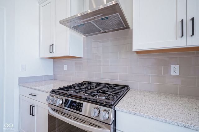 9338 Abner Street, Mccordsville, IN 46055