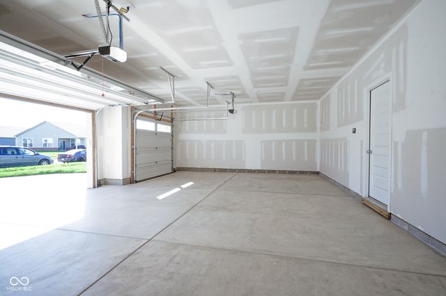 9338 Abner Street, Mccordsville, IN 46055