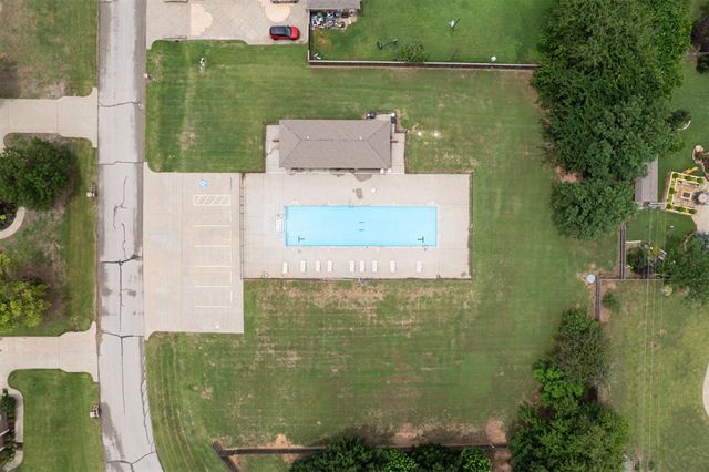 18337 Tombstone Trail, Norman, OK 73072