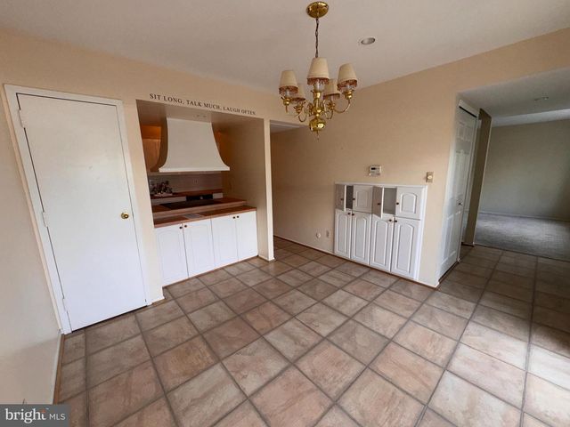 215 E CHELSEA CIR, Newtown Square, PA 19073