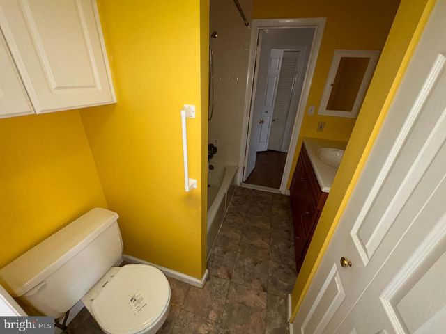 215 E CHELSEA CIR, Newtown Square, PA 19073