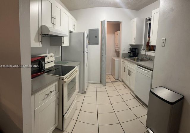 670 NW 114th Ave 204, Sweetwater, FL 33172