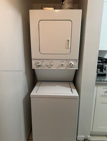 670 NW 114th Ave 204, Sweetwater, FL 33172