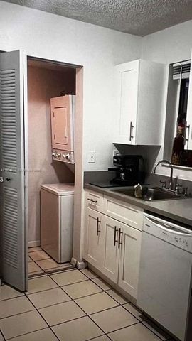 670 NW 114th Ave 204, Sweetwater, FL 33172