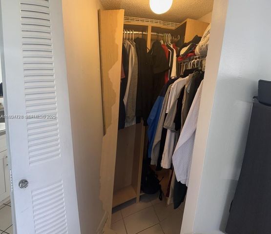 670 NW 114th Ave 204, Sweetwater, FL 33172